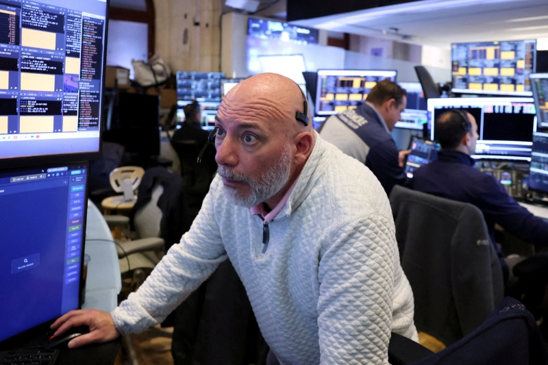 Analysis-Bond yield spike is risk to unprepared equities market, investors warn