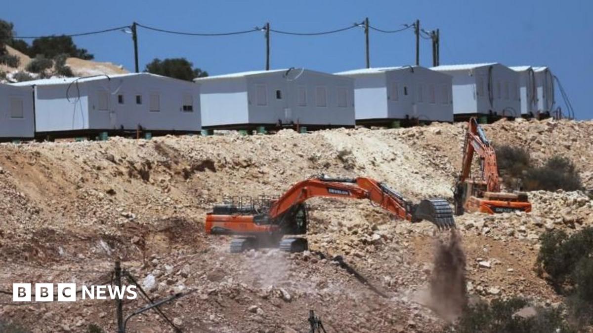 UK government expected to announce restrictions on trade with West Bank settlements