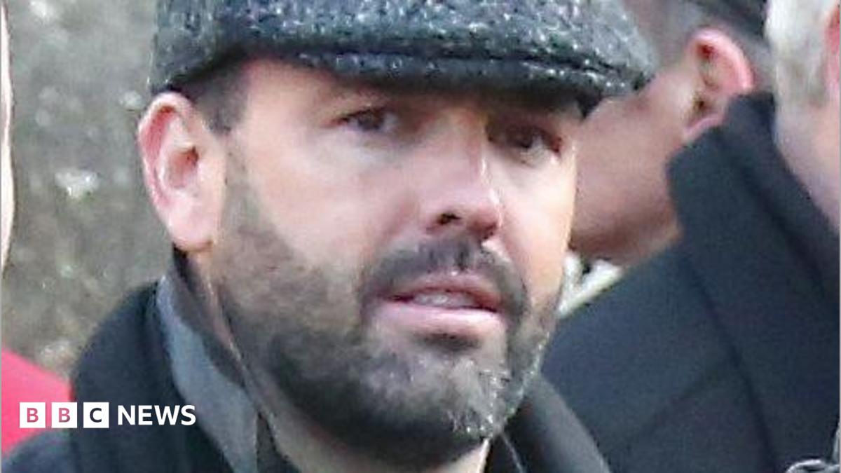 Irish government jet leaves for UAE for Kinahan extradition