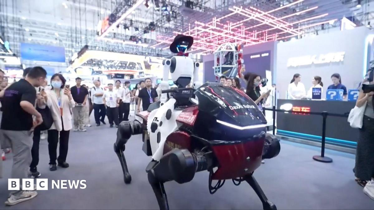 Robot horse and rider steal the spotlight at Chinese conference