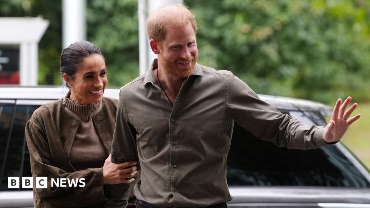 Harry and Meghan accept offer to stay at royal estate during UK visit
