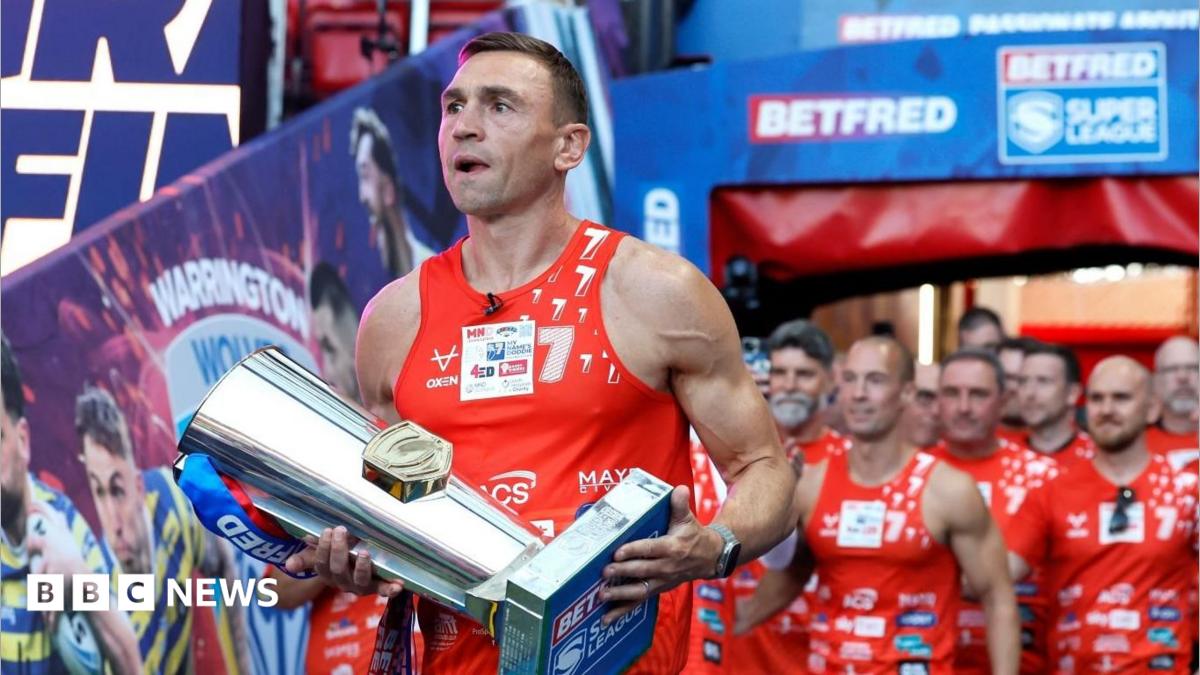 Sinfield completes fundraising challenge of seven ultramarathons in a week