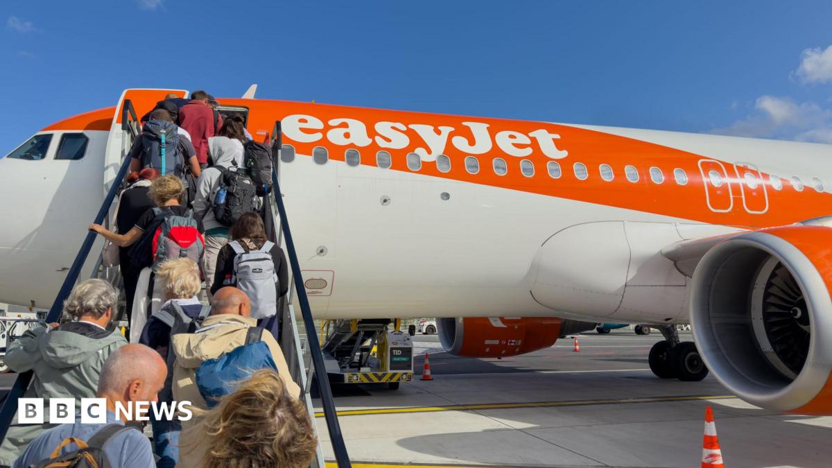 EasyJet agrees to £5.7bn takeover by US firm