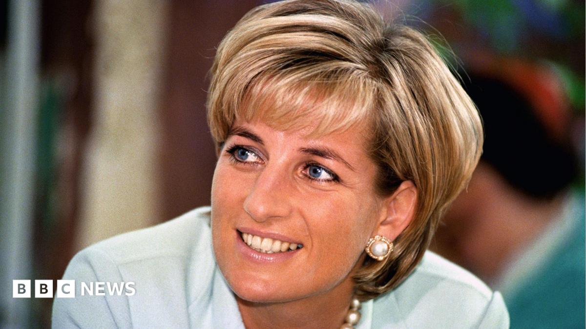 Earl Spencer to publish story of his sister, Princess Diana