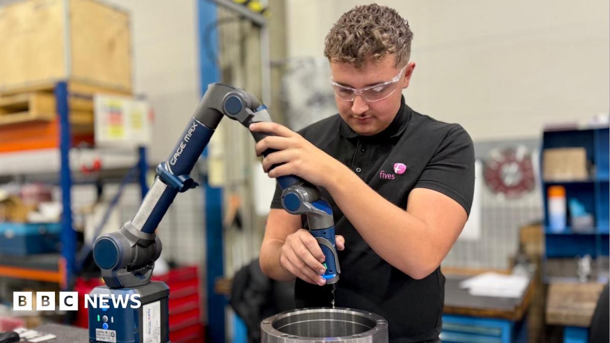 Demand for degree apprenticeships quadruples in three years