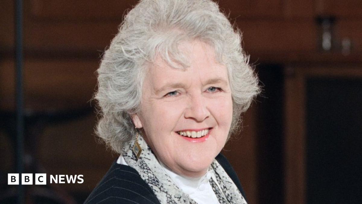 Tenko and Doc Martin actress Stephanie Cole dies aged 84