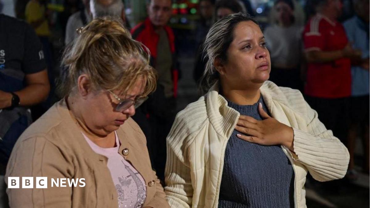 Quake is devastating blow to Venezuela at time of uncertainty