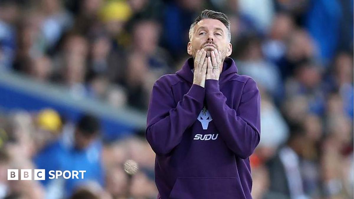 Wolves sack Edwards after seven months