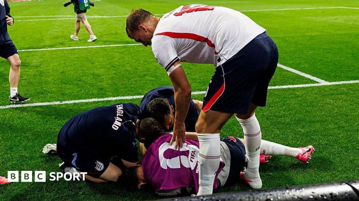 Henderson has surgery in USA after breaking arm