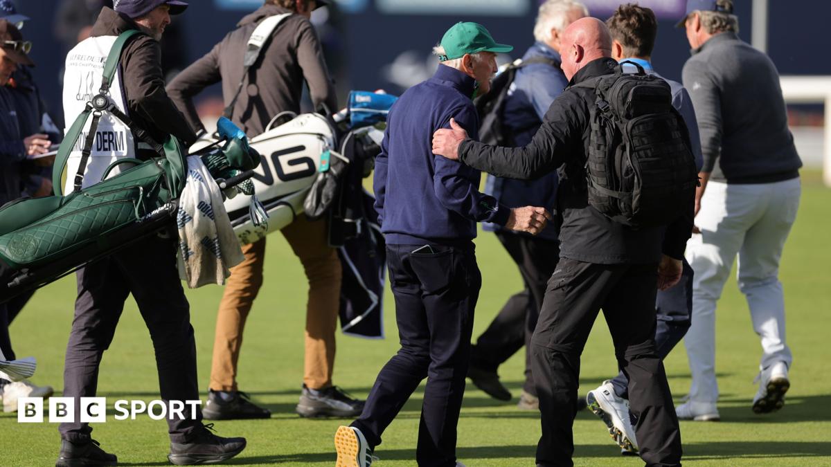 Desmond targeted by Celtic fan protest at Alfred Dunhill