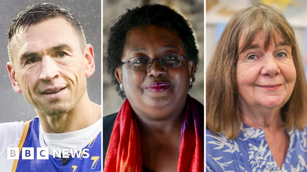 Rugby star Sinfield and authors Donaldson and Blackman lead honours list