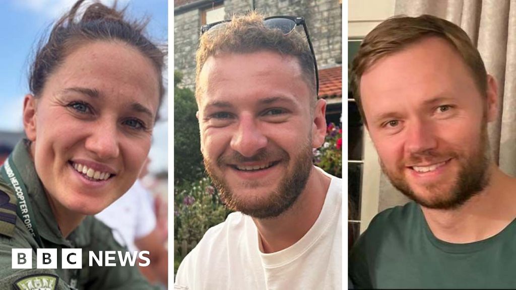 Helicopter deaths 'devastating' for Royal Navy