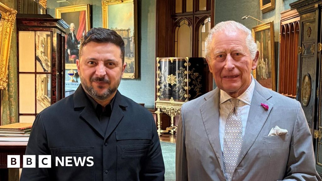 Zelensky thanks UK for 'ironclad' support after meeting King