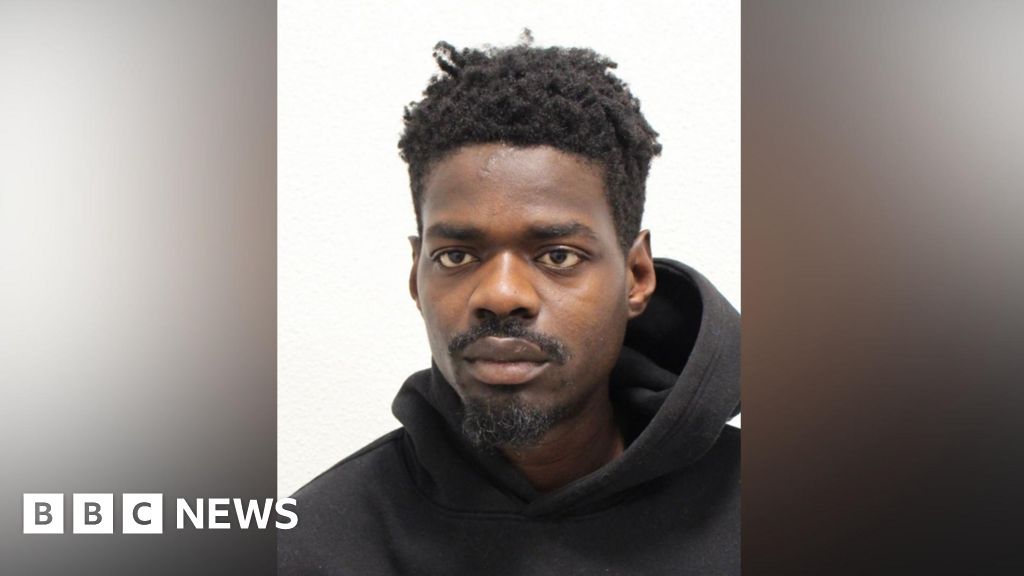 Manhunt after prisoner escapes van in Woolwich