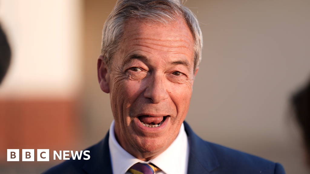 Farage says £5m gift a reward for Brexit campaigning