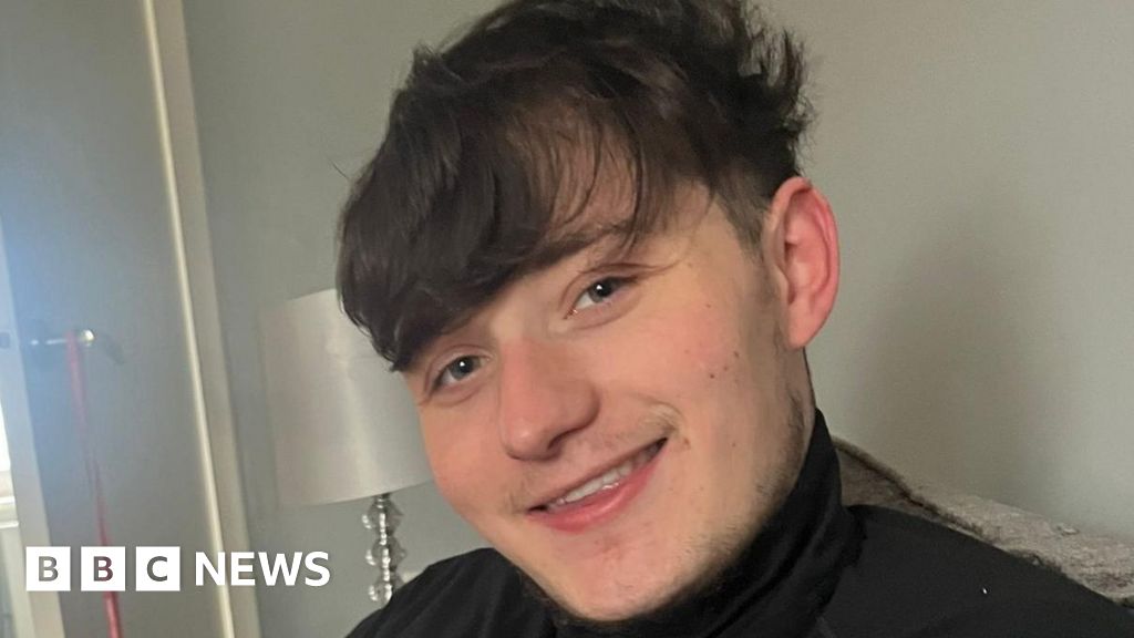 Teenager given life sentence for knife murder while on bail for slashing