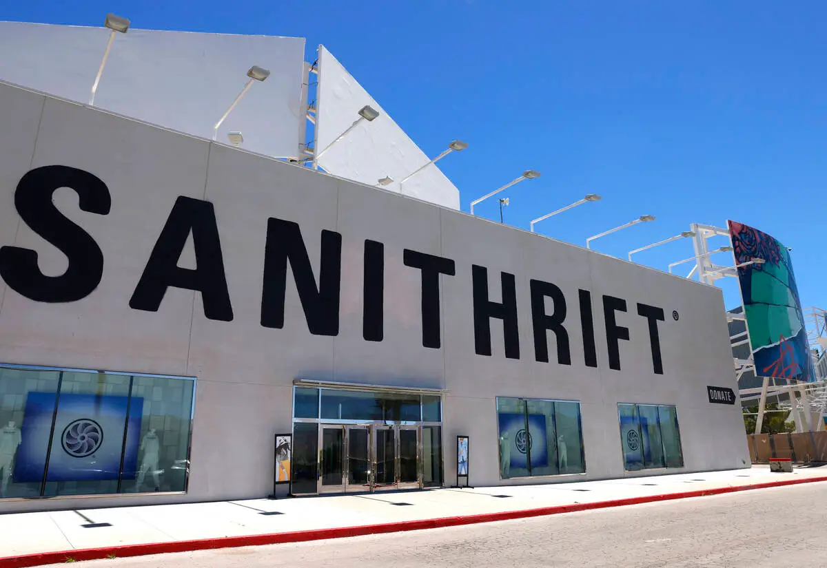 ‘Fully operational’: Last store left in Primm outlet mall still open for business