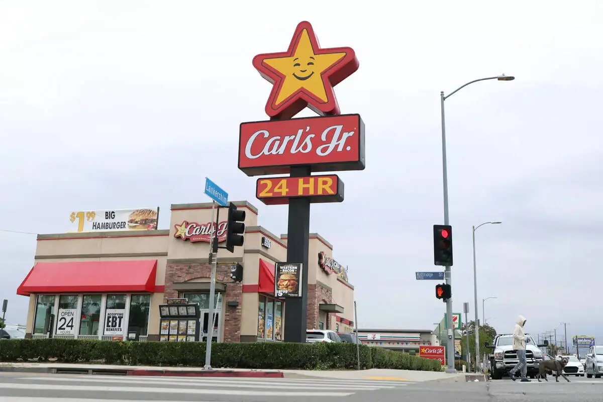 This California-born fast-food chain is being crushed by costs, crime and competition
