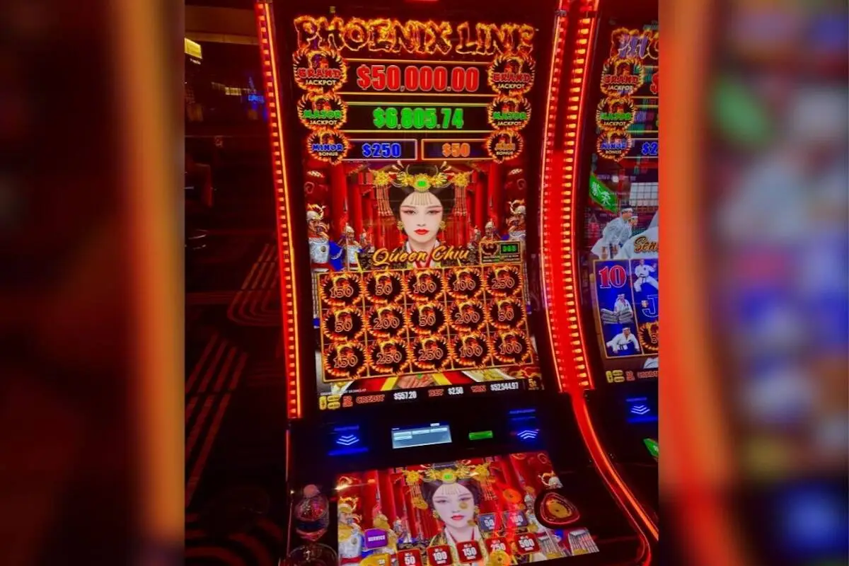 Slots player turns $2.50 spin into over $52K after hitting jackpot in Las Vegas