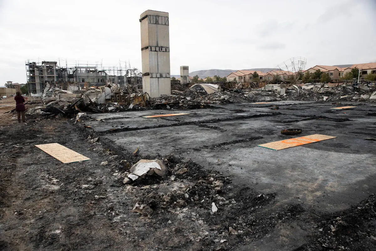 No arrests made in arson of under-construction Las Vegas apartment complex