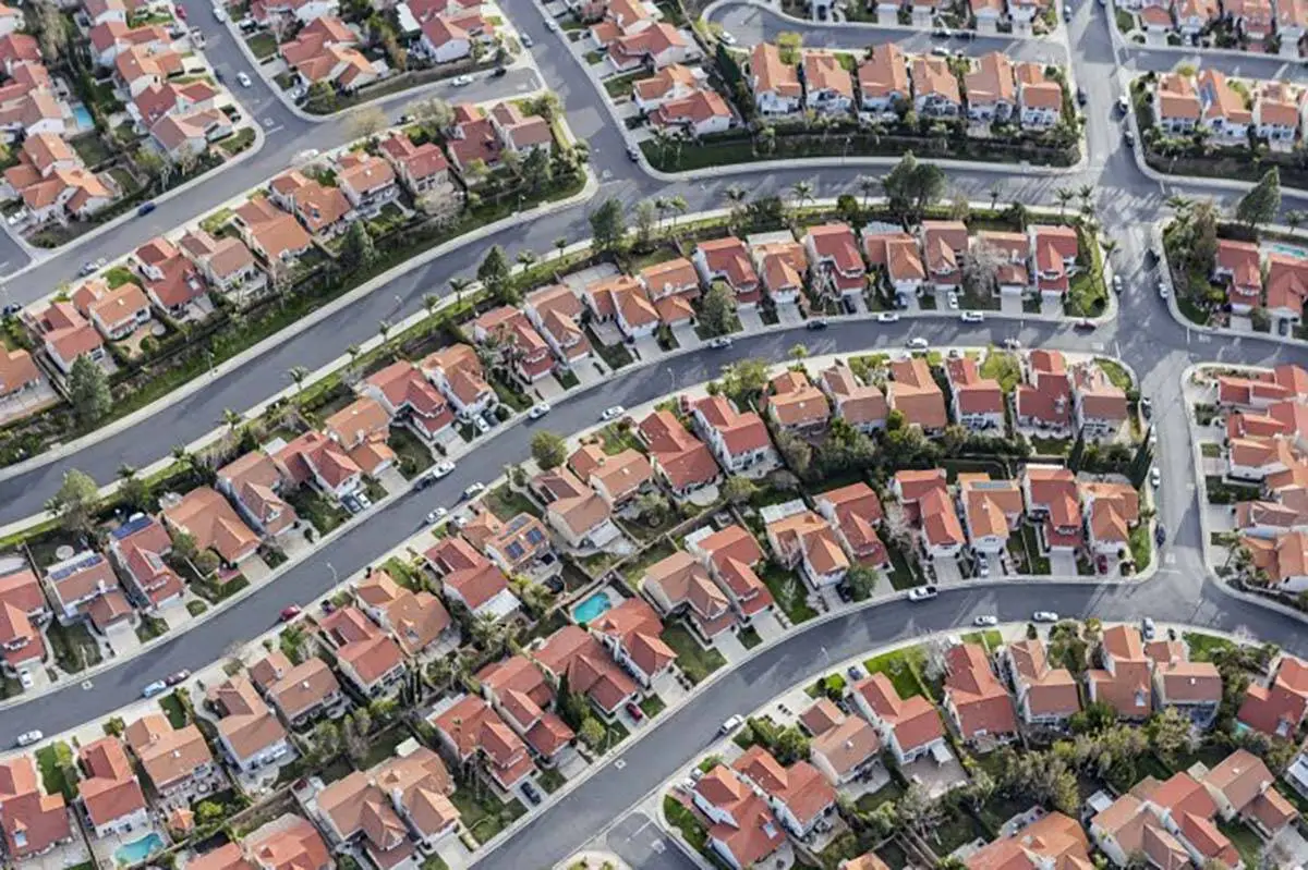 HOA board has final word on reserve fund deposits