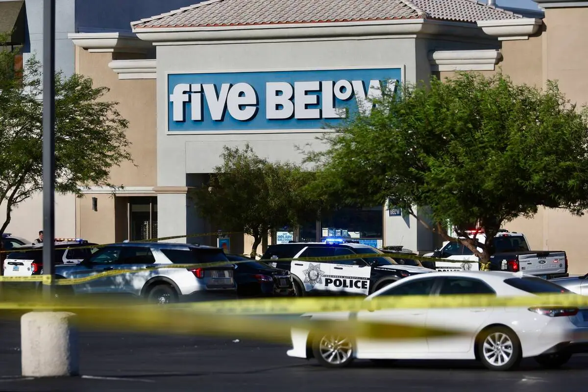 Flirty texts angered boyfriend before deadly Five Below shooting, police say