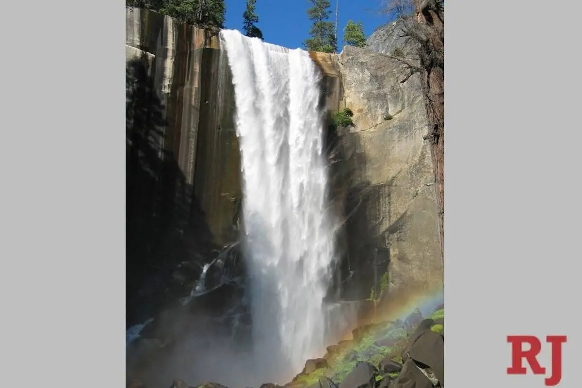 Investigation underway after man reportedly falls from nearly 600-foot waterfall in Yosemite