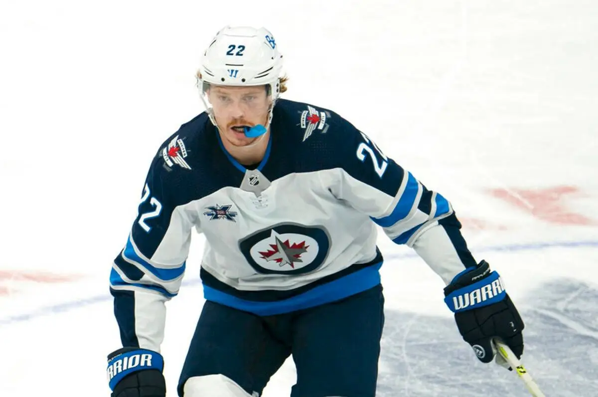 Golden Knights add former NHL player to coaching staff