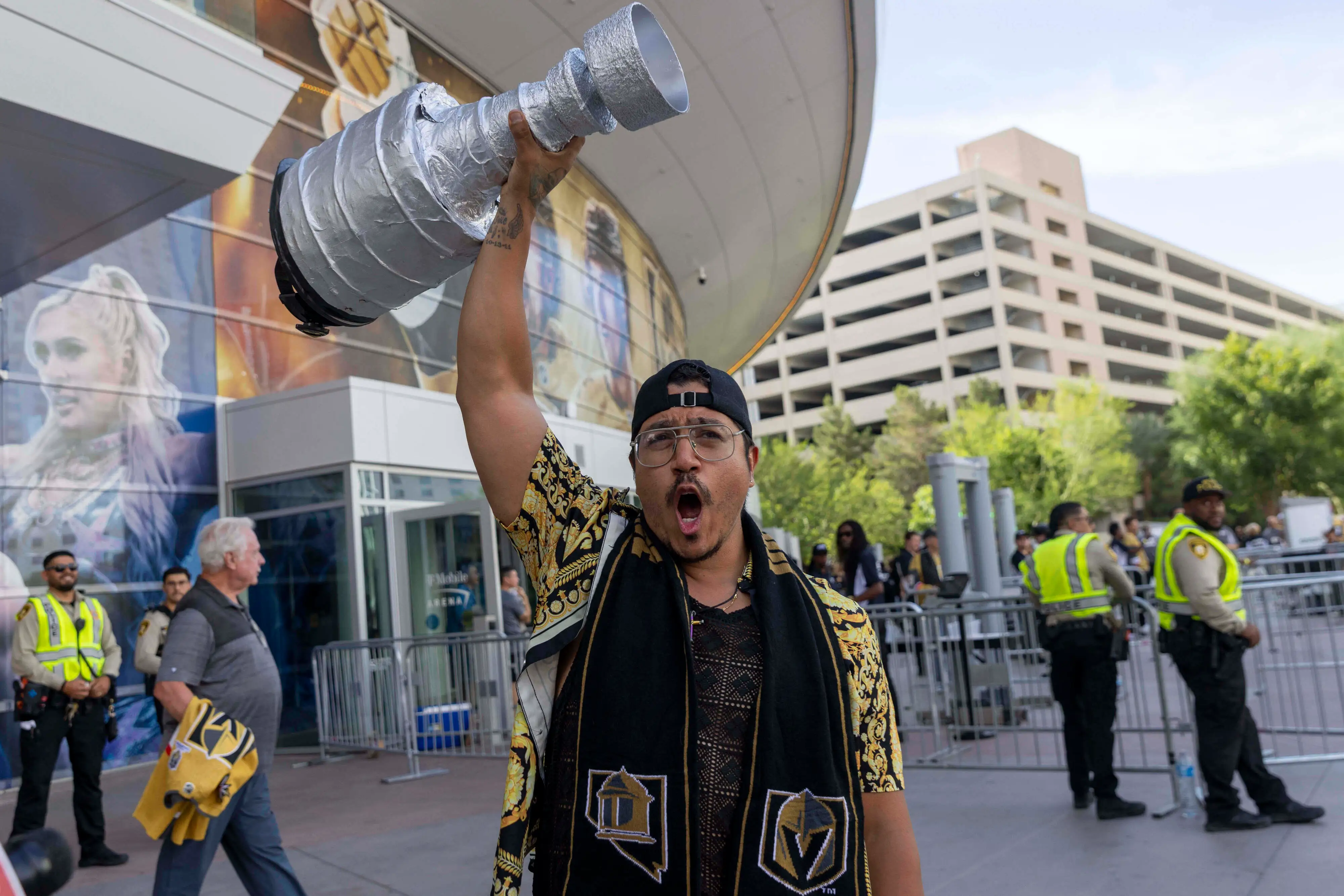 ‘Incredible’: Golden Knights fans take in wild Game 1 win at watch party — PHOTOS
