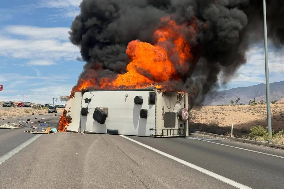 One dead in fiery I-15 crash, Mesquite fire department says