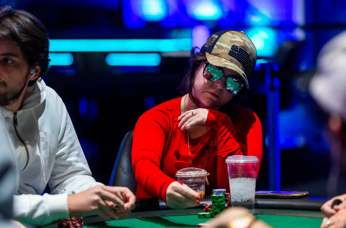 Caitlin Comeskey proves she’s more than content creator at WSOP Main Event