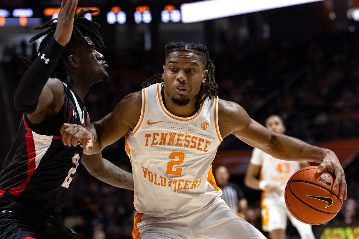 NBA Summer League: Day 4 scores, stars of the day, faces in the crowd