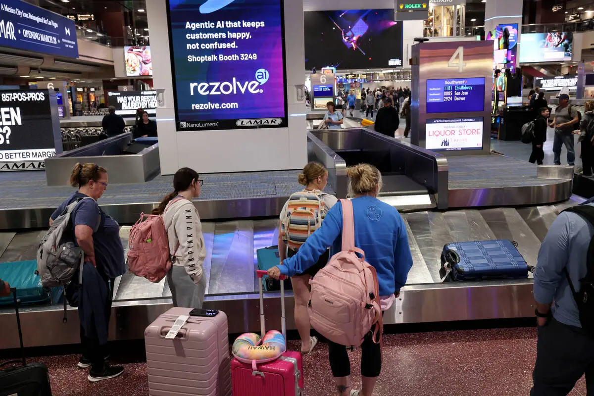 Las Vegas airport one of the nation’s worst at handling luggage, report shows