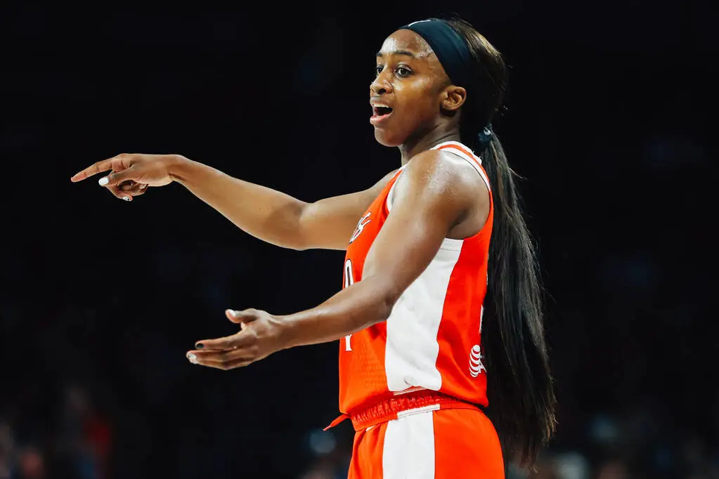 Young scores 28 as Aces rout Dream, Wilson climbs WNBA record books