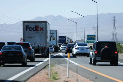 What can auto traffic at the NV-CA state line tell us about the regional economy?