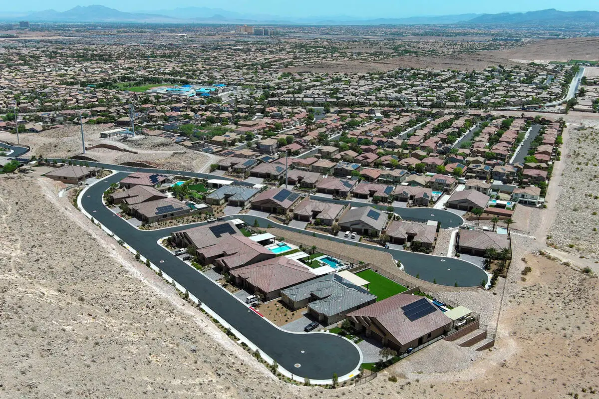 Canadian interest in Las Vegas homes falls 25%, outpacing national decline