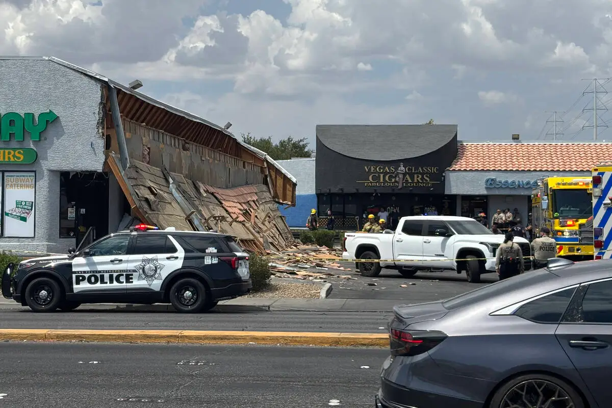 3 injured after awning collapse in central Las Vegas Valley