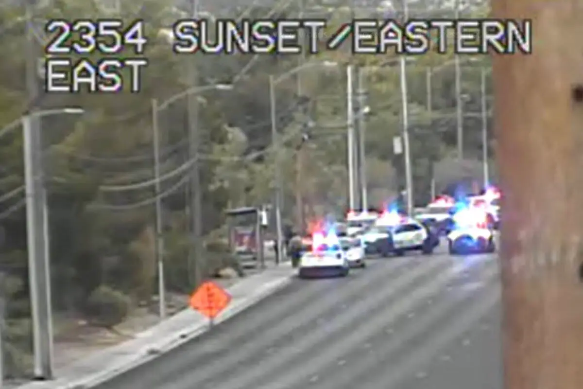 Suspect waving rifle out of car in southeast Las Vegas Valley arrested, police say