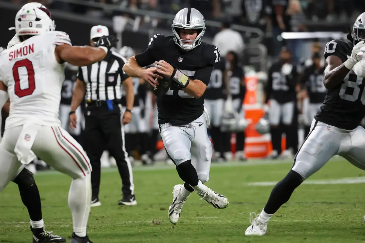 Raiders drop preseason opener to Cardinals as Fernando Mendoza debuts with TD