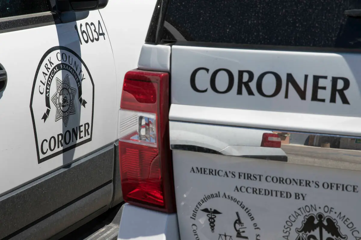 Third of 3 people struck in 3½-hour span in Las Vegas Valley crashes dies