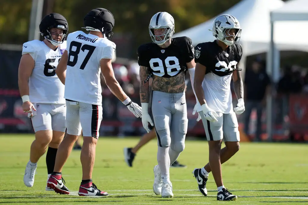 Raiders defense struggles but has 2 takeaways vs. Texans in joint practice