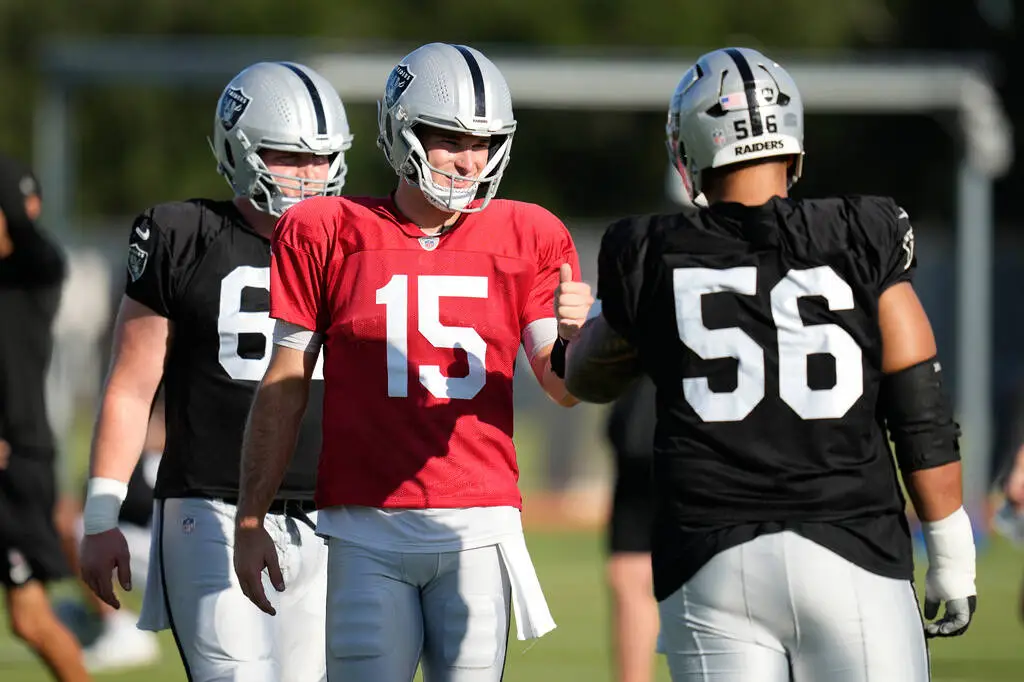 Fernando Mendoza debuts with Raiders first team in Texans joint practice