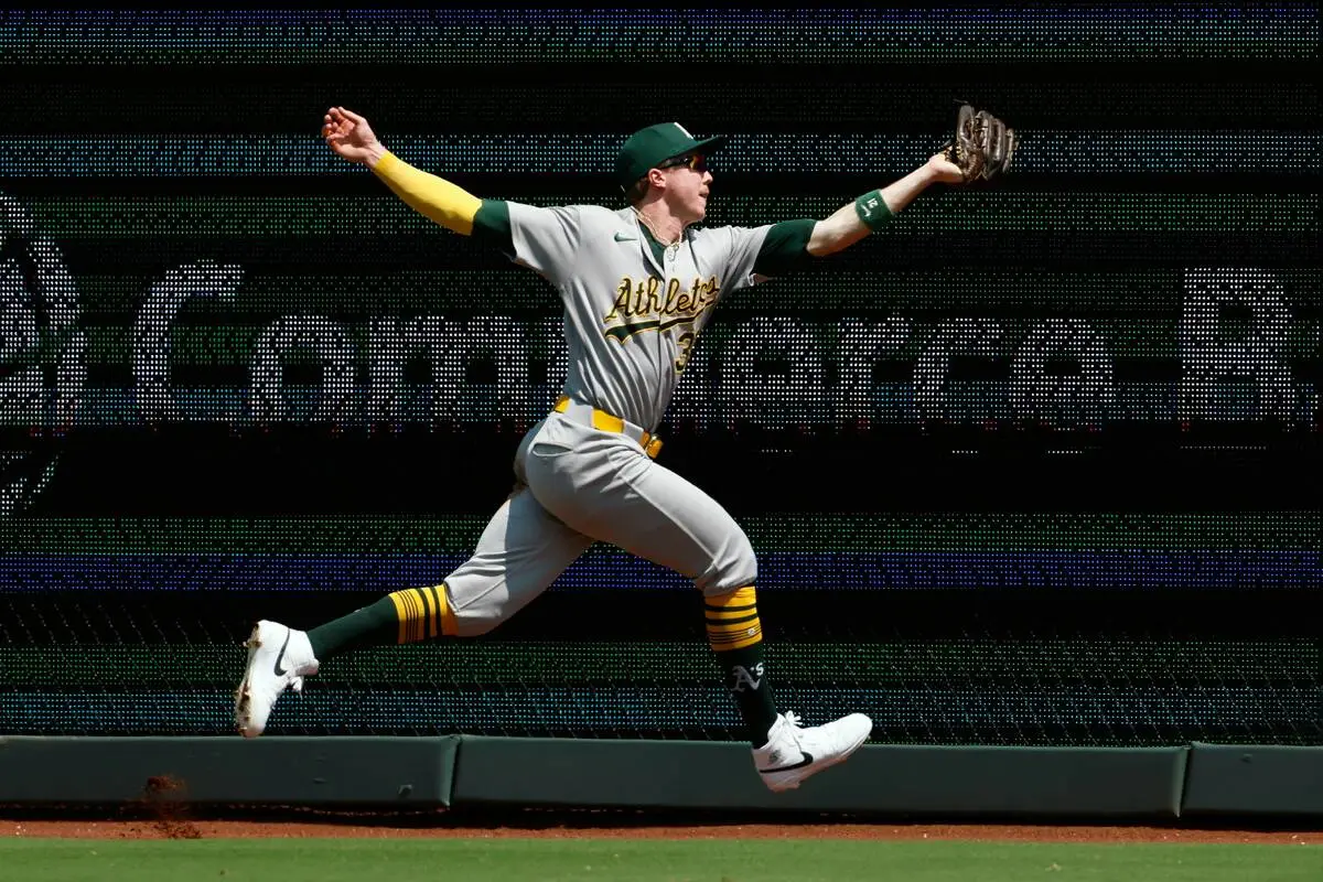 A’s fall again as Witt homer gives Royals 5th straight win