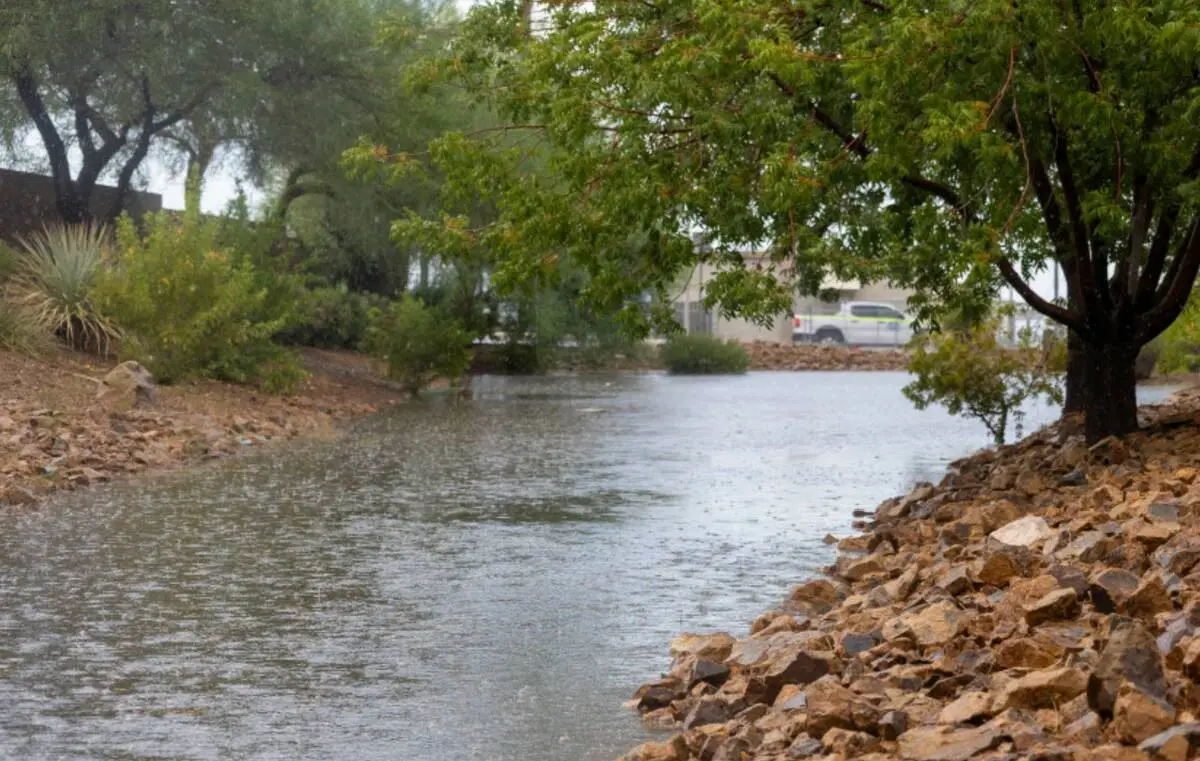 Monsoon storm soaks parts of Henderson; valley under extreme heat warning — PHOTOS