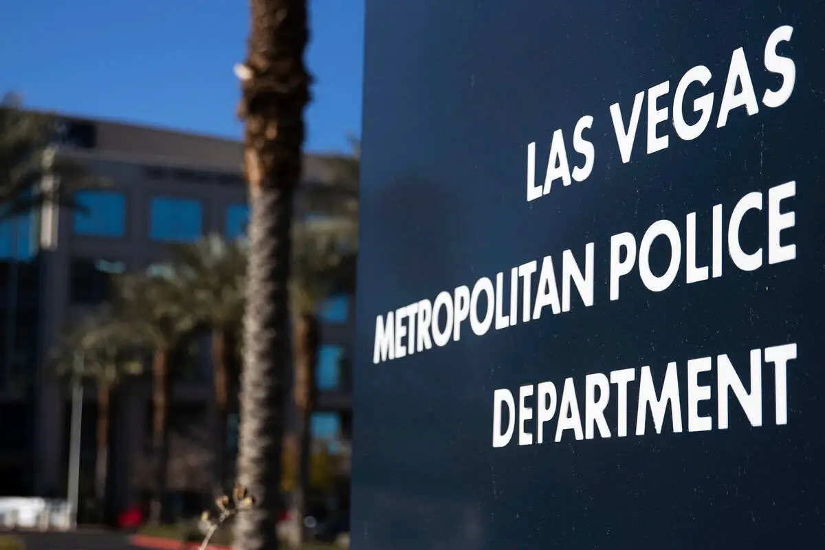 Las Vegas police investigating homicide in southeast valley