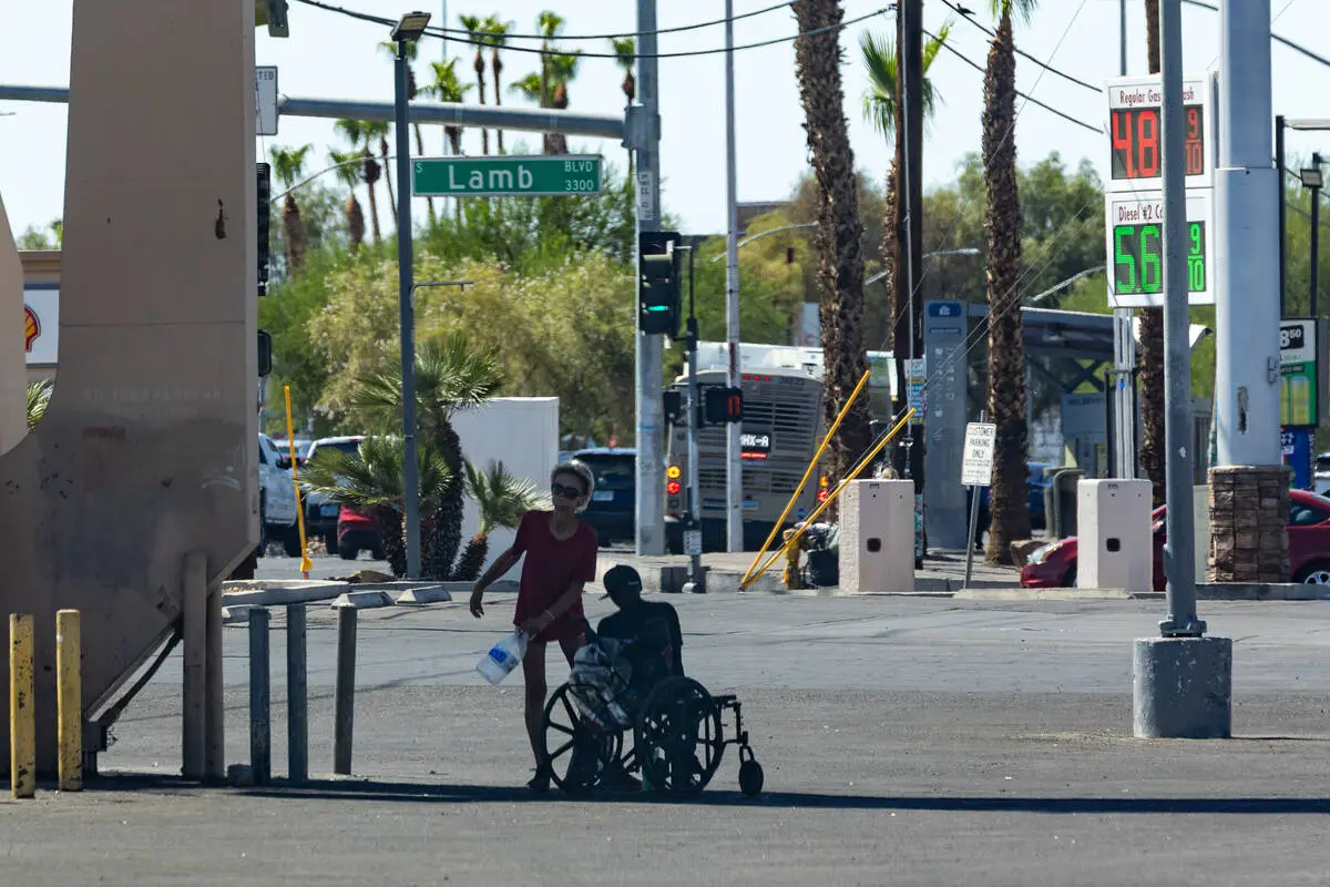Stay in the shade: Las Vegas ending August with more extreme heat