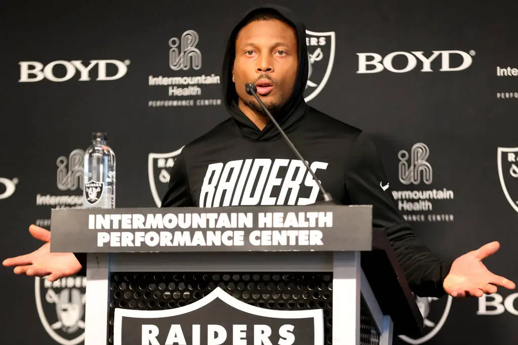 Message received: Raiders WRs try to step up after Klint Kubiak callout