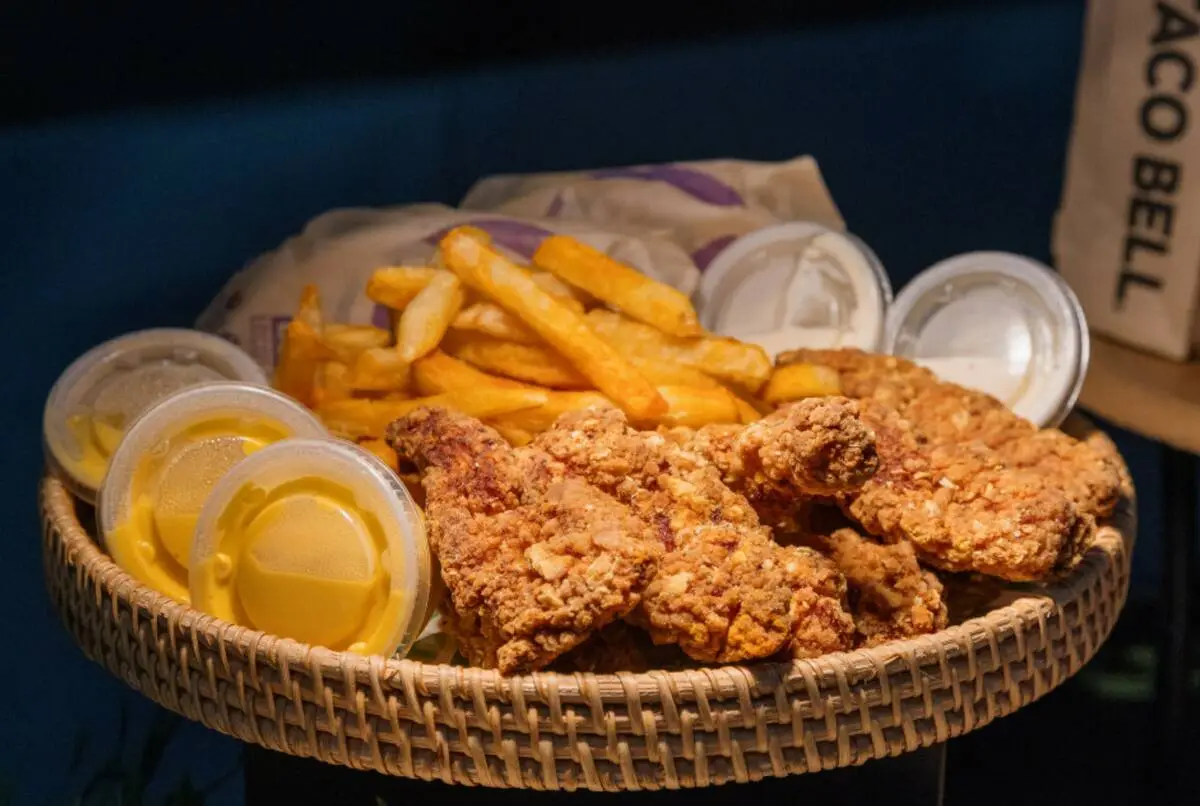 Taste the Mendoza Special and more at Raiders games this season — PHOTOS