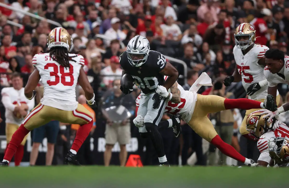 Raiders starters play, Fernando Mendoza throws INT in preseason loss to 49ers