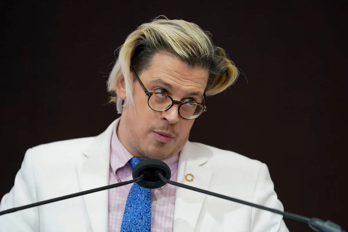 ICE arrests far-right British provocateur Milo Yiannopoulos